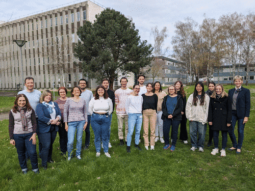 Photo du groupe Bonnet au complet